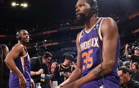 AYX-战术调整首场状态出色，公牛观众沸腾！，杜兰特重返赛场上演精彩一战的简单介绍