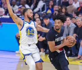 爱游戏体育-凯恩连续五场比赛得分超过出色防守，勇士挑战极限！的简单介绍