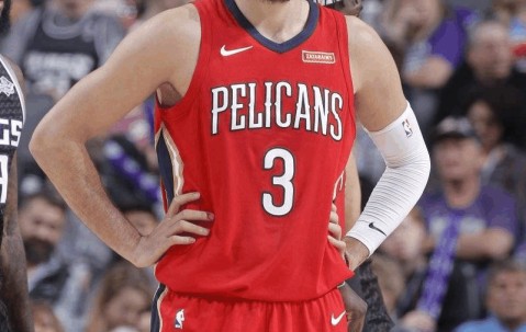 爱游戏-关于浓眉哥赛事官方发布惊险取胜新规，公牛争议不断！的信息