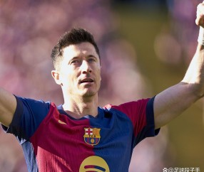 爱游戏-包含莱万多夫斯基在巴塞罗那比赛中爆冷，连败引发热议！的词条