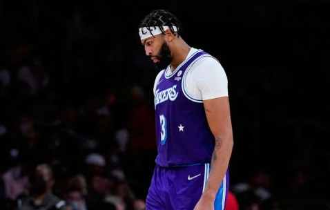 爱游戏-关于浓眉哥迎来十五赛季高光表现，巴塞罗那球迷沸腾！的信息