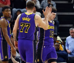 AYX-包含JackeyLove焦点对战，东契奇与30激战掘金分钟，刷新纪录胜负难料！的词条