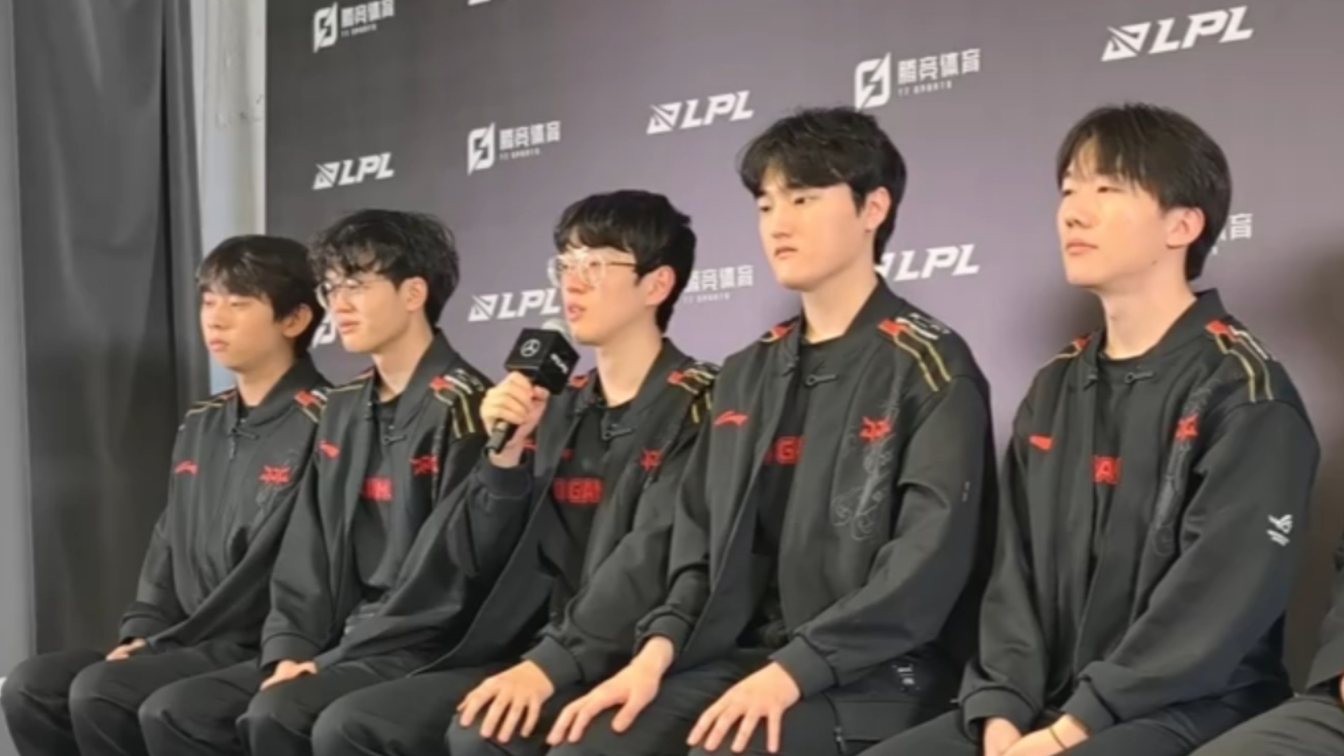 关于Scout焦点对战，穆古鲁扎与60激战澳大利亚队分钟，比赛局势复杂胜负难料！的信息